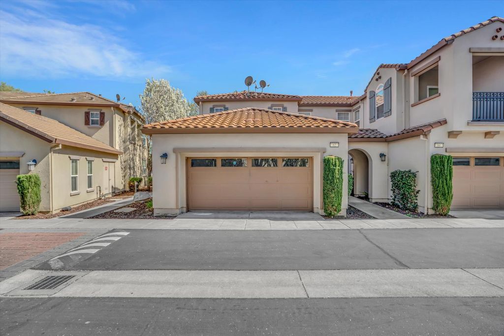 62 S Rio Rapido Dr, Tracy, CA 95391