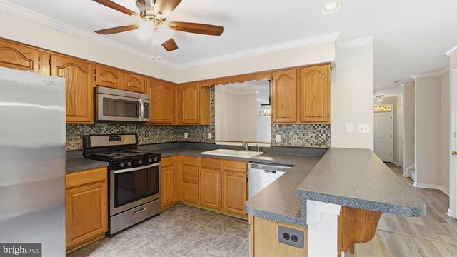 7843 SABRE CT, Manassas, VA 20109