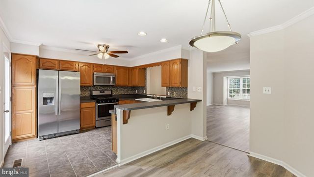 7843 SABRE CT, Manassas, VA 20109