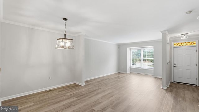 7843 SABRE CT, Manassas, VA 20109