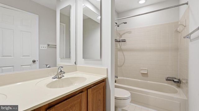 7843 SABRE CT, Manassas, VA 20109