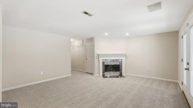 7843 SABRE CT, Manassas, VA 20109