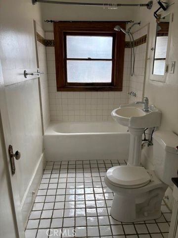 1301 N Broadway, Santa Ana, CA 92706
