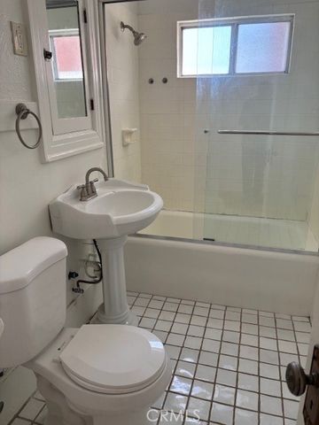 1301 N Broadway, Santa Ana, CA 92706