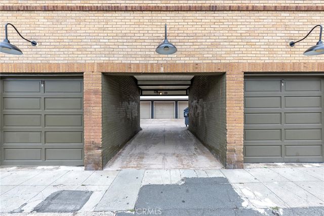 1301 N Broadway, Santa Ana, CA 92706