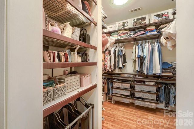 6605 Saunton Court, Charlotte, NC 28277