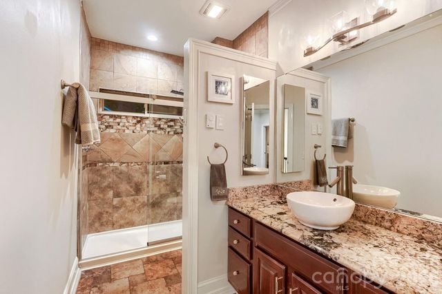 6605 Saunton Court, Charlotte, NC 28277