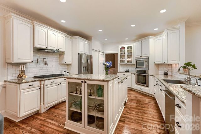 6605 Saunton Court, Charlotte, NC 28277