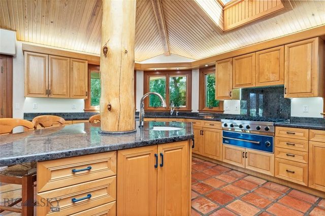 2715 Park Garden Lane, Great Falls, MT 59404