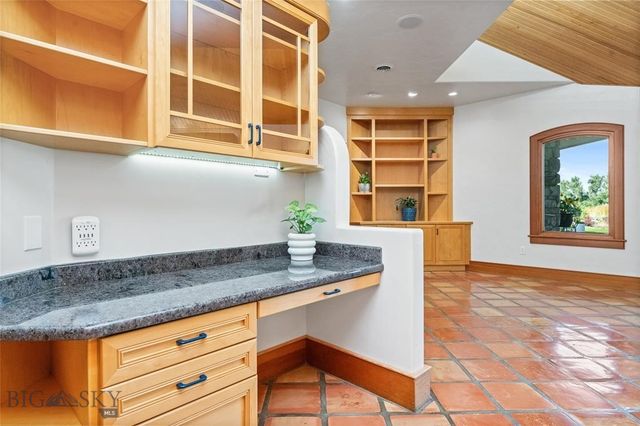 2715 Park Garden Lane, Great Falls, MT 59404