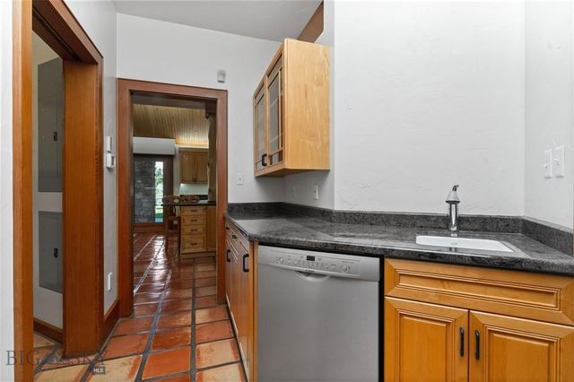 2715 Park Garden Lane, Great Falls, MT 59404