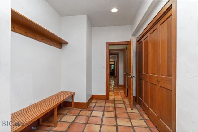 2715 Park Garden Lane, Great Falls, MT 59404