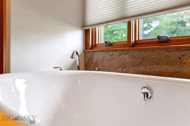 2715 Park Garden Lane, Great Falls, MT 59404