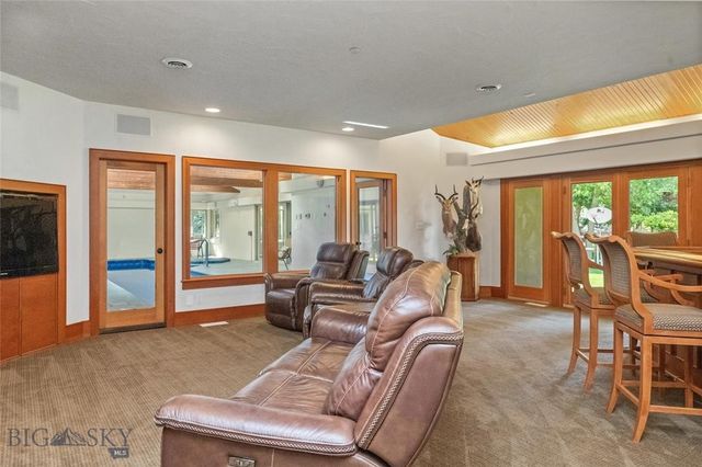 2715 Park Garden Lane, Great Falls, MT 59404