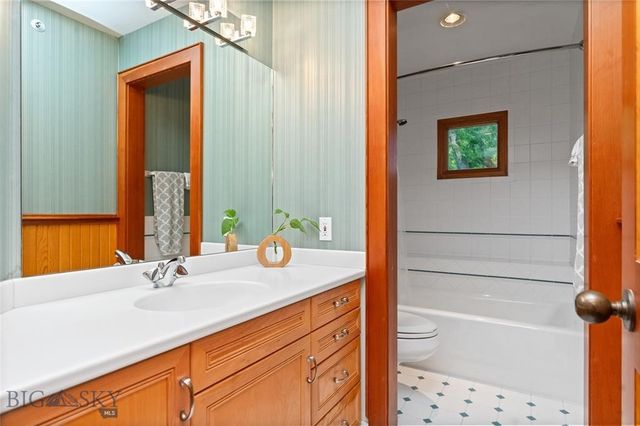 2715 Park Garden Lane, Great Falls, MT 59404