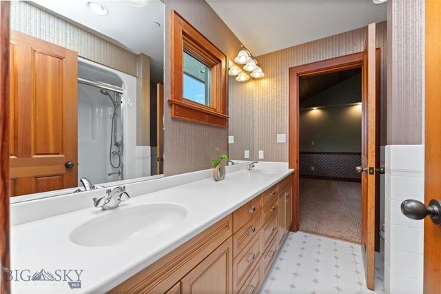 2715 Park Garden Lane, Great Falls, MT 59404