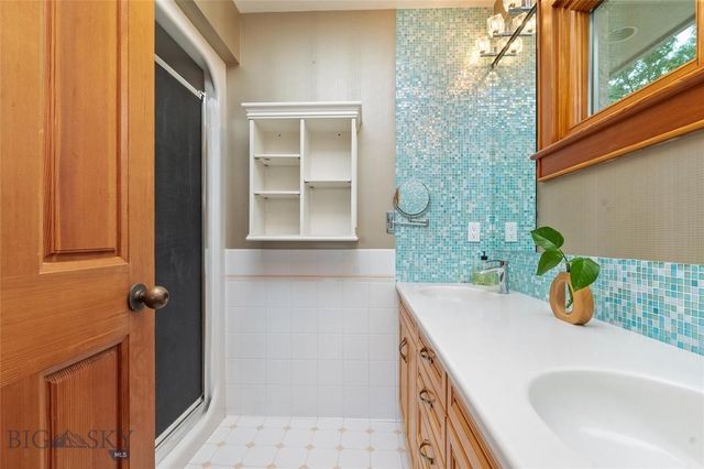 2715 Park Garden Lane, Great Falls, MT 59404