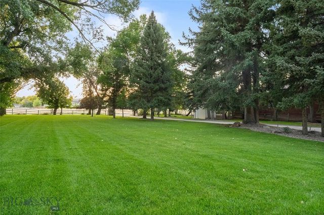 2715 Park Garden Lane, Great Falls, MT 59404