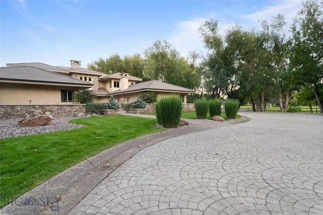 2715 Park Garden Lane, Great Falls, MT 59404