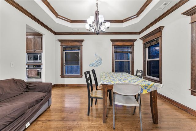 709 SE Eaton Street, Bentonville, AR 72712
