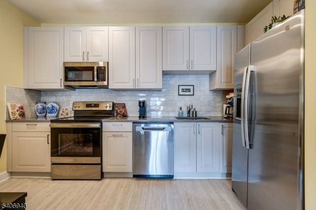 6411 Richmond Rd 411, West Milford Twp., NJ 07480