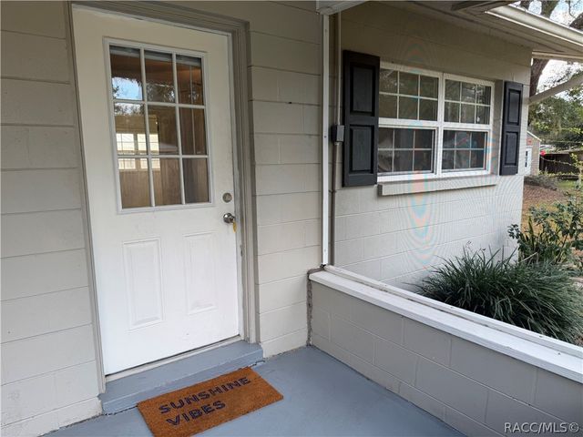 5530 S Perch Drive, Floral City, FL 34436