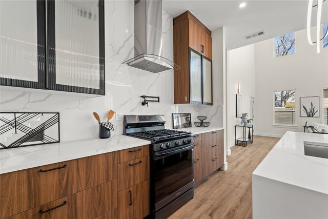 3634 Darien Street, Dallas, TX 75212