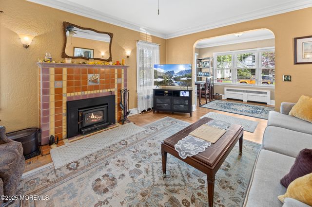 10 Fulton Street, Freehold, NJ 07728
