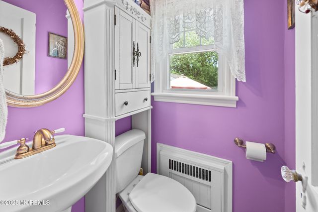 10 Fulton Street, Freehold, NJ 07728