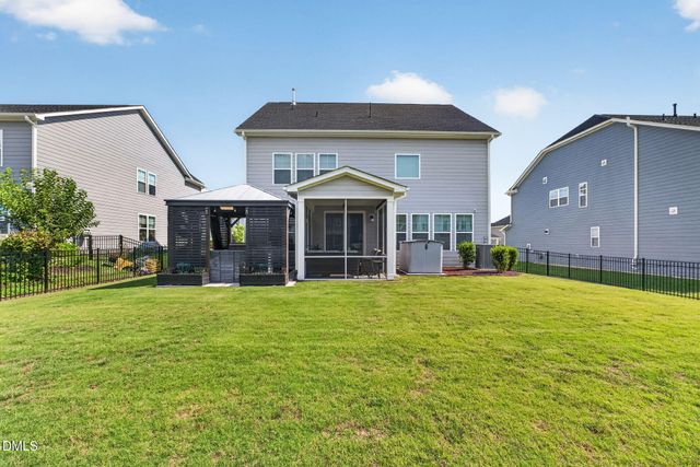 1749 Golden Honey Drive, Wake Forest, NC 27587