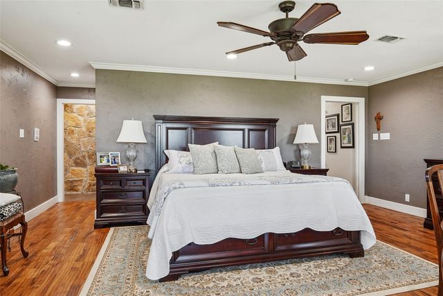 4517 Old Sherman Road, Whitesboro, TX 76273