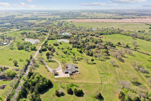 4517 Old Sherman Road, Whitesboro, TX 76273