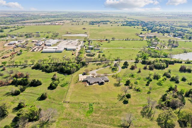 4517 Old Sherman Road, Whitesboro, TX 76273