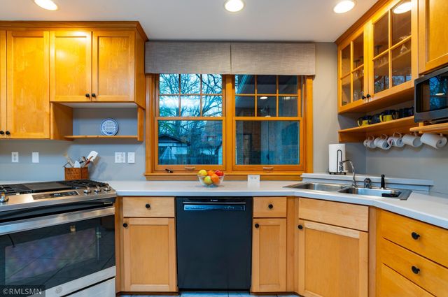 91 Arthur Avenue SE, Minneapolis, MN 55414