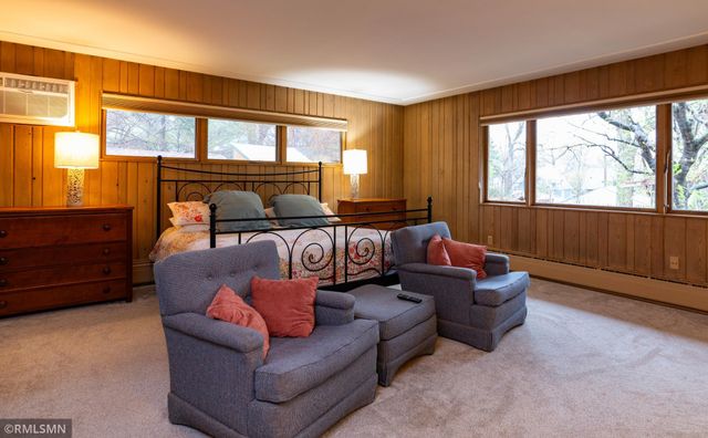 91 Arthur Avenue SE, Minneapolis, MN 55414