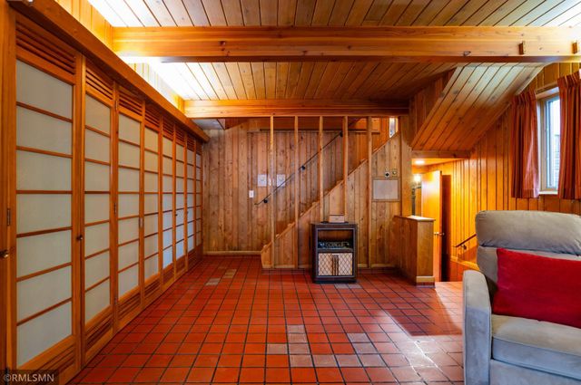 91 Arthur Avenue SE, Minneapolis, MN 55414