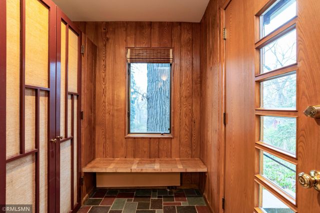 91 Arthur Avenue SE, Minneapolis, MN 55414