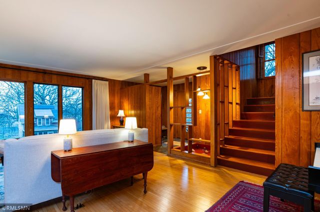 91 Arthur Avenue SE, Minneapolis, MN 55414