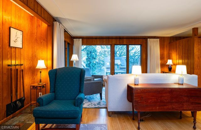 91 Arthur Avenue SE, Minneapolis, MN 55414