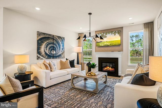 786 RESORT BLVD, Dover, DE 19904