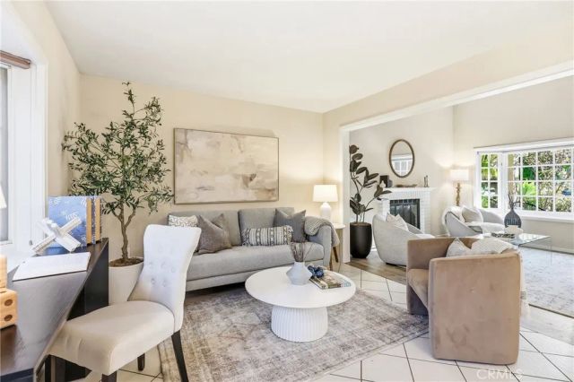 2 Pebble, Irvine, CA 92614