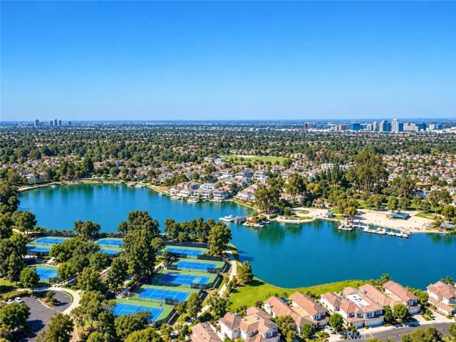 2 Pebble, Irvine, CA 92614