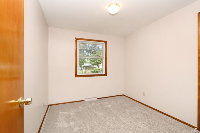 2209 Northview Drive, Manhattan, KS 66502