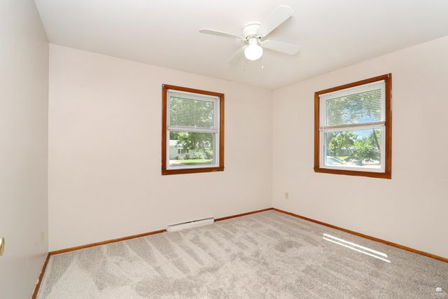 2209 Northview Drive, Manhattan, KS 66502