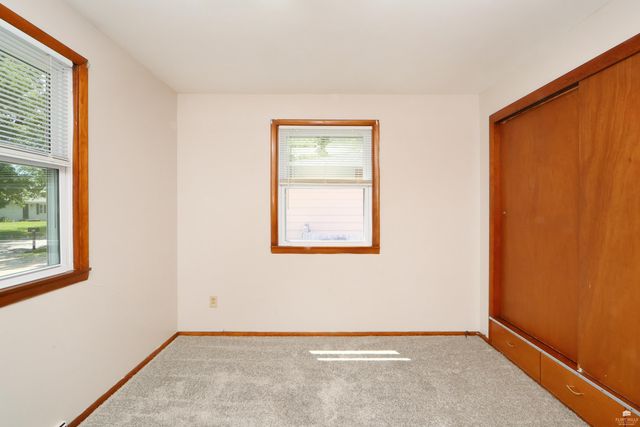 2209 Northview Drive, Manhattan, KS 66502