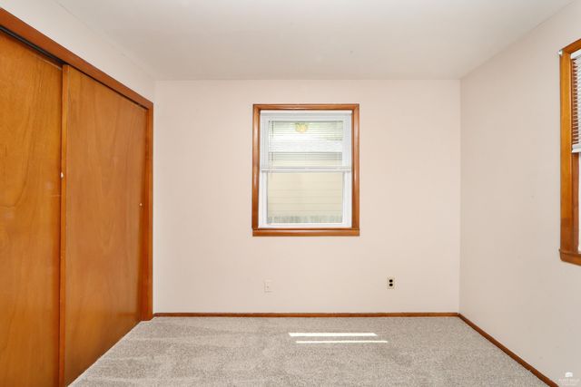 2209 Northview Drive, Manhattan, KS 66502