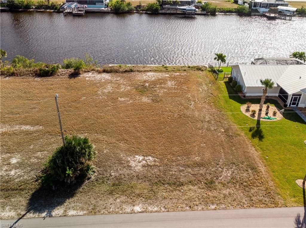 4318 NW 33rd LN, CAPE CORAL, FL 33993 — photo 2