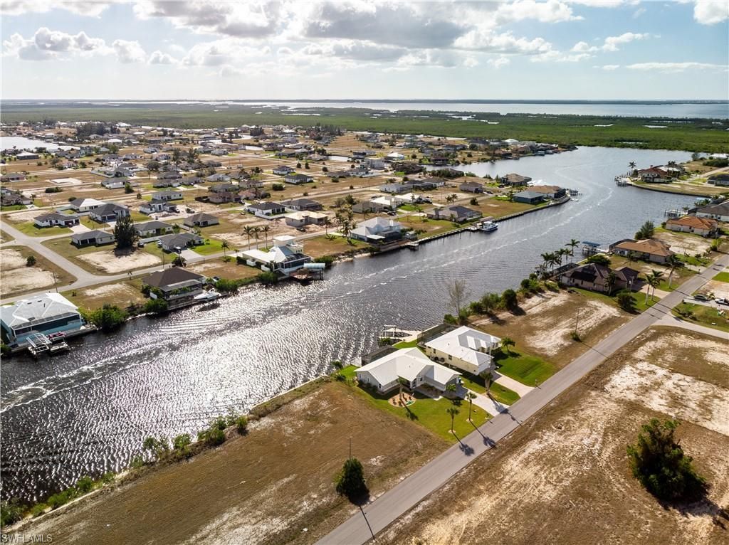 4318 NW 33rd LN, CAPE CORAL, FL 33993 — photo 3