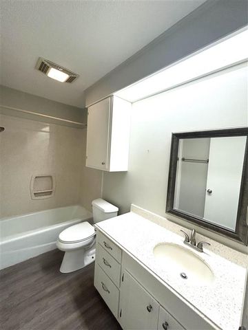 4530 Summerdale St Street, Lake Charles, LA 70605