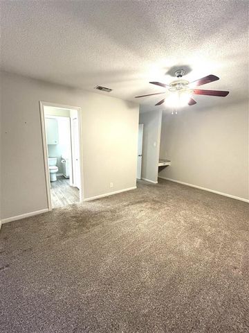 4530 Summerdale St Street, Lake Charles, LA 70605